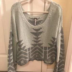 Free People Crop Sweater NWOT ✳️💚
